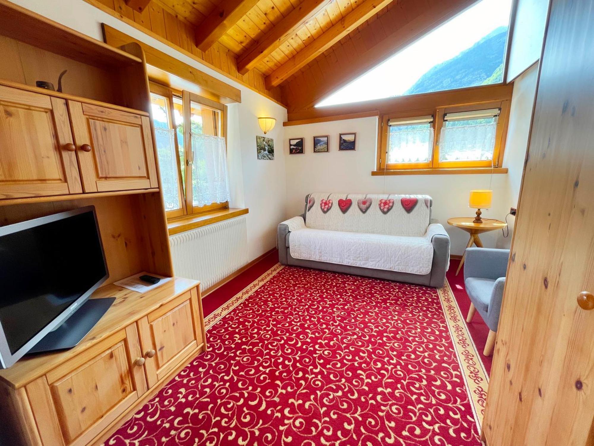 Chalet Al Lago Molveno Eksteriør billede